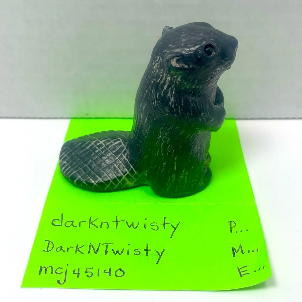 NWOT Vintage The Wolf Sculptures Canada Soapstone Beaver - Picture 6 of 16
